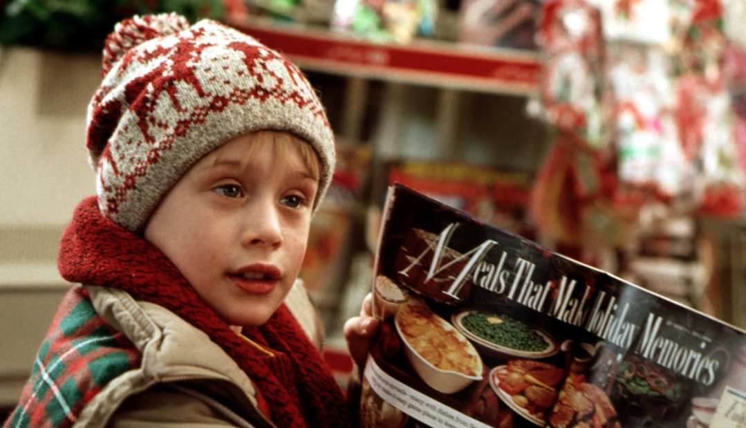Lock in the clue: which side-splitting 1990 comedy starred Macaulay Culkin defending his home from bumbling burglars?