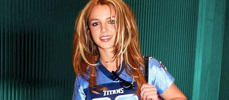 Can you spot the '90s music icon shown here?