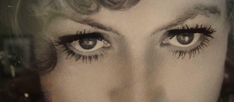 Blink and think — which silver-screen siren used boric acid eyedrops to make her gaze shimmer on camera?