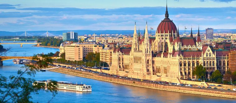 40 Dream Travel Destinations Most Suited for Seniors – Only 3% of People Over 55 Recognize Them All from One Picture!